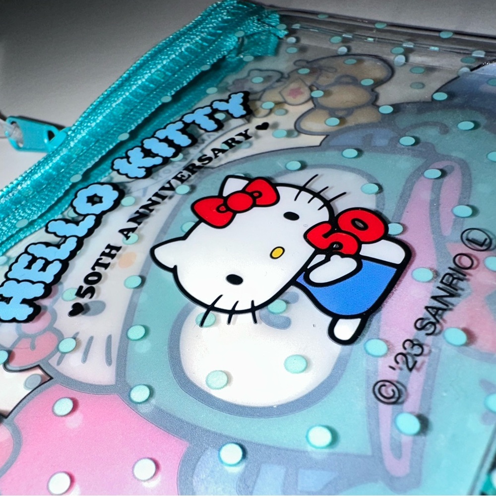 Hello Kitty Accessory Pouch - Picture 3 of 7